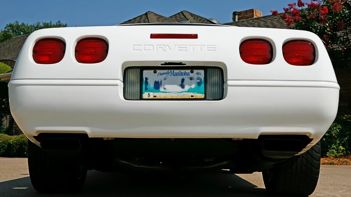 Click to Enlarge-Esc to Close Corvette Generations/C4/C4 1992 rear 2.webp